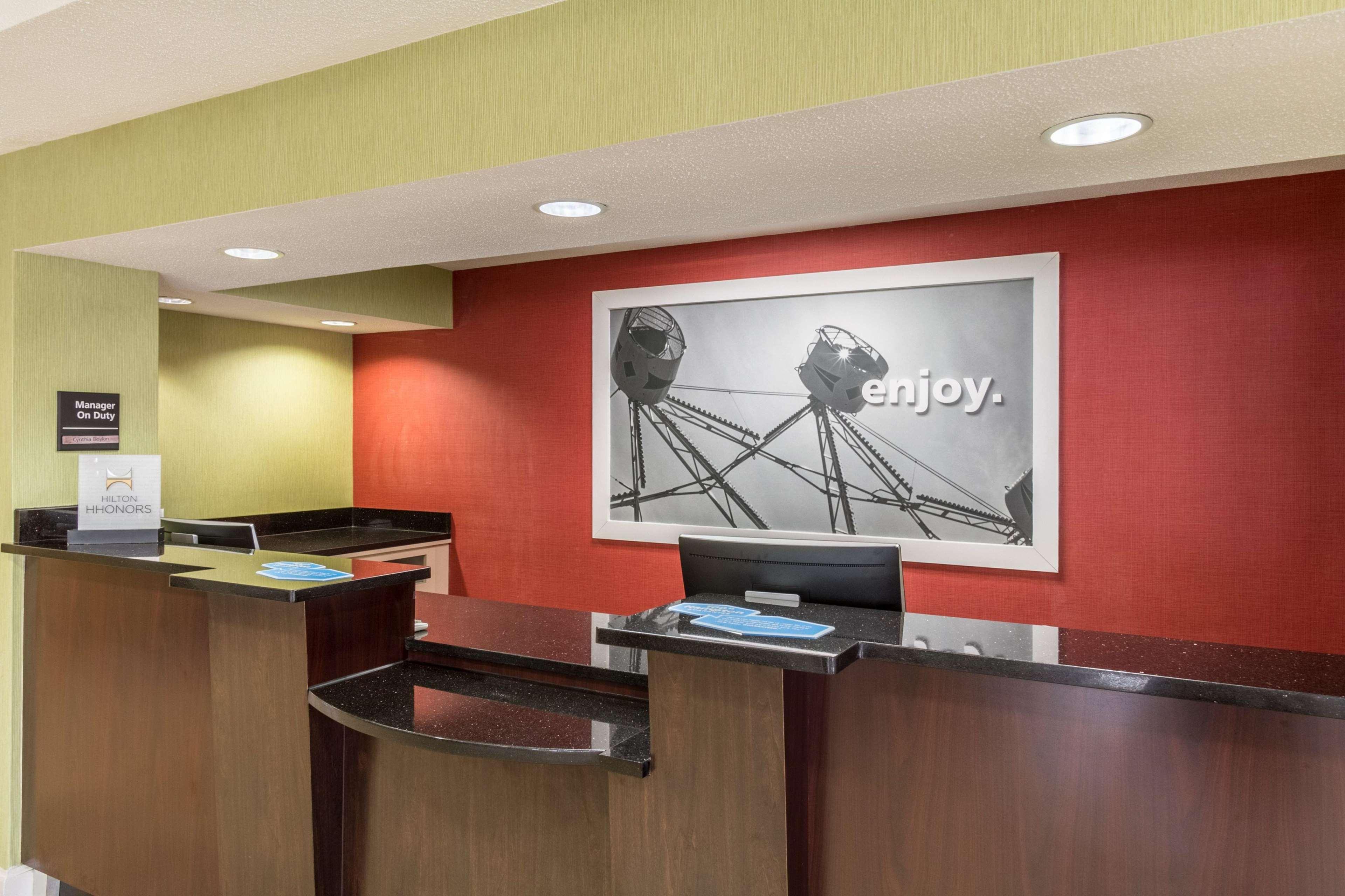 Hampton Inn Jackson Pearl Intrntl Airport Exterior photo
