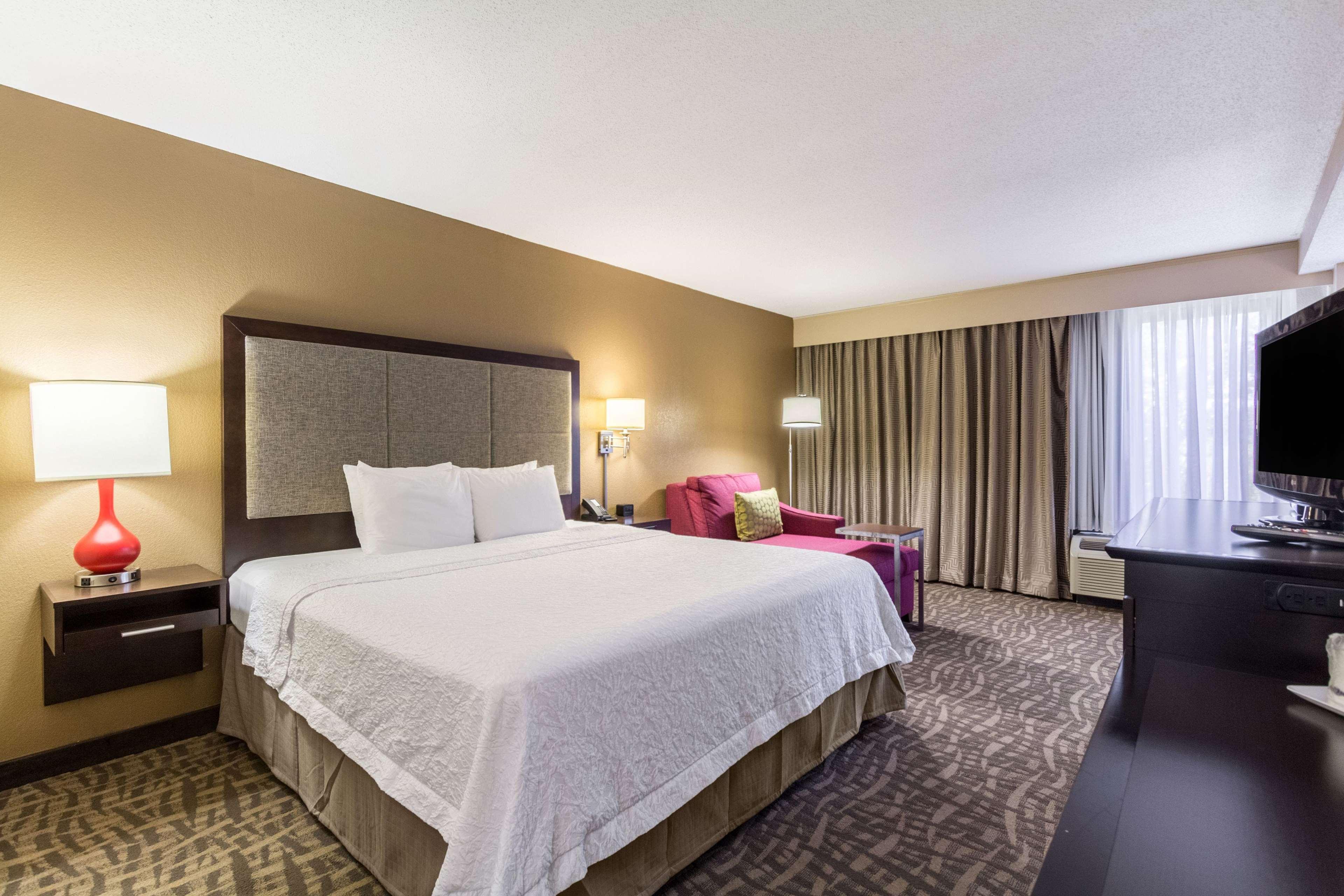 Hampton Inn Jackson Pearl Intrntl Airport Exterior photo
