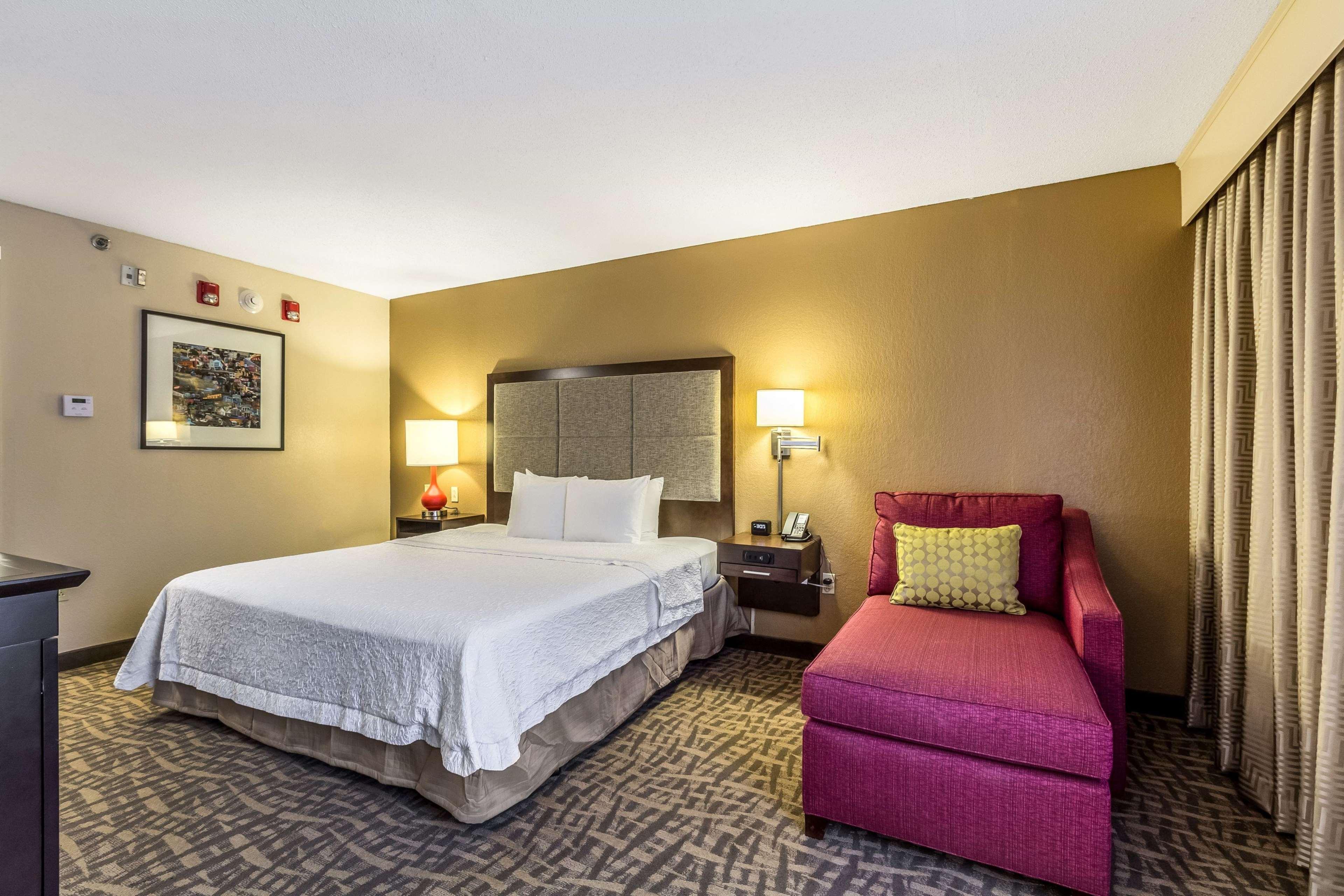 Hampton Inn Jackson Pearl Intrntl Airport Exterior photo