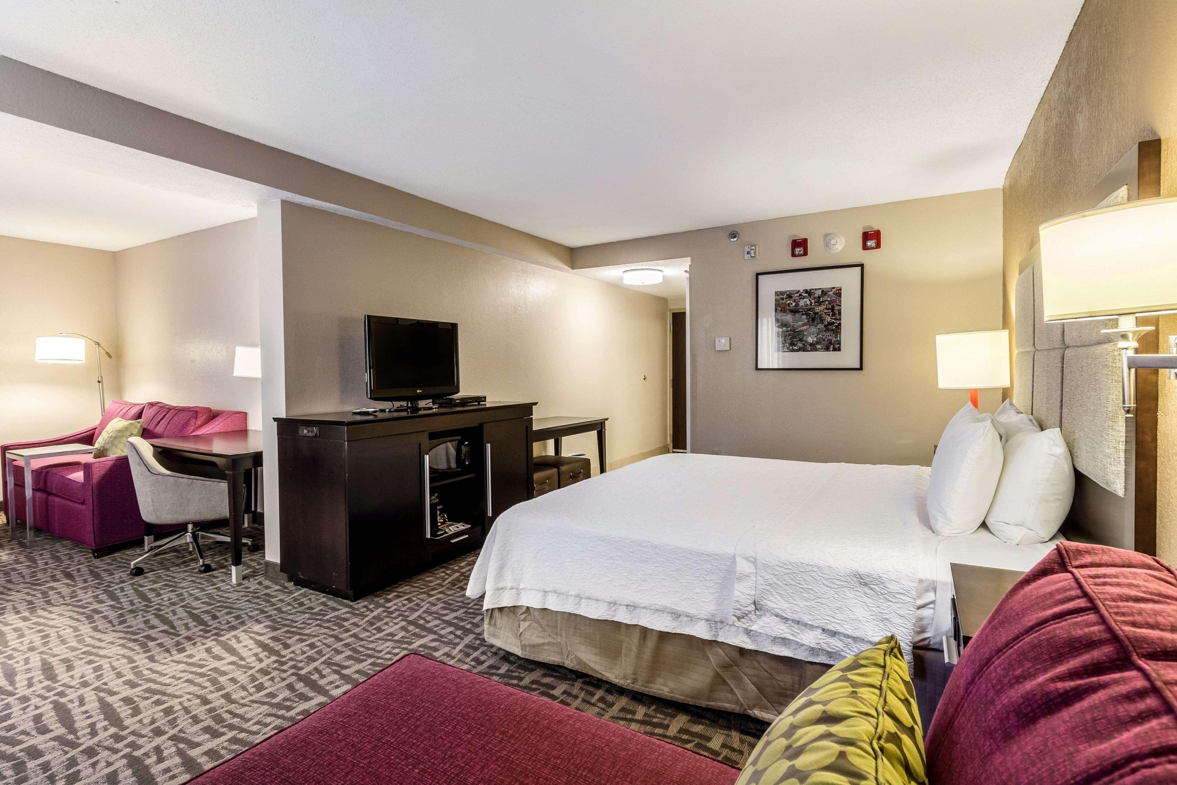 Hampton Inn Jackson Pearl Intrntl Airport Exterior photo