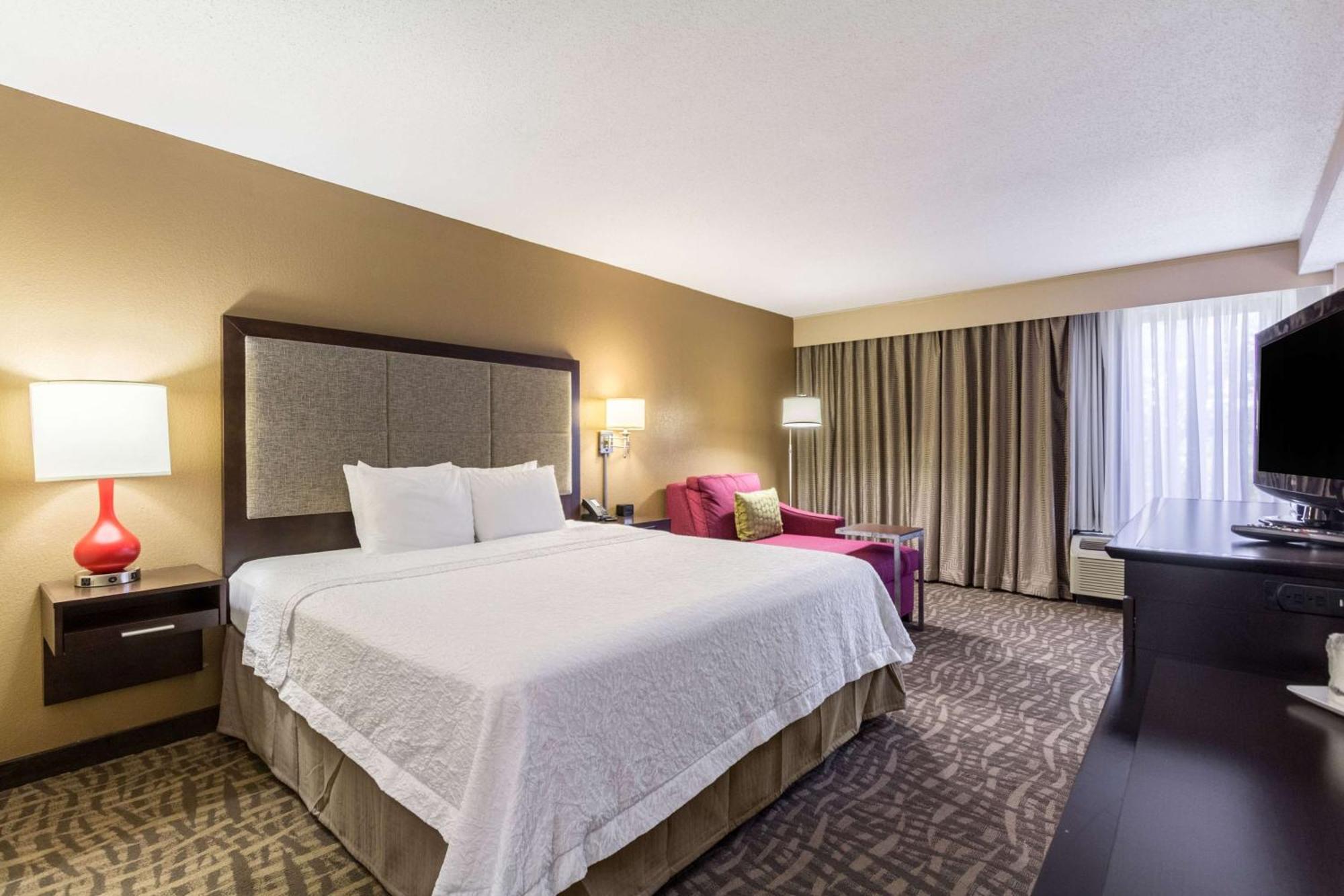 Hampton Inn Jackson Pearl Intrntl Airport Exterior photo